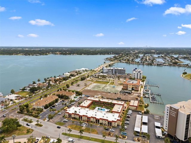 10365 PARADISE BOULEVARD 1, Treasure Island, FL 33706