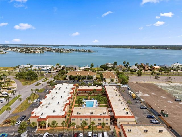 10365 PARADISE BOULEVARD 1, Treasure Island, FL 33706