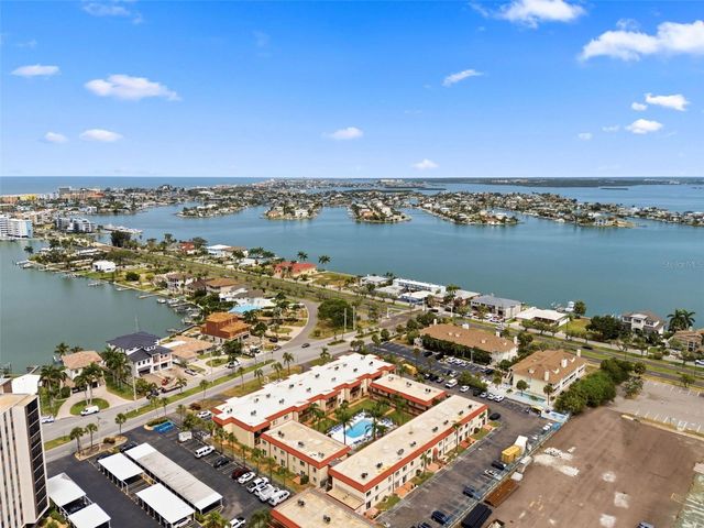 10365 PARADISE BOULEVARD 1, Treasure Island, FL 33706