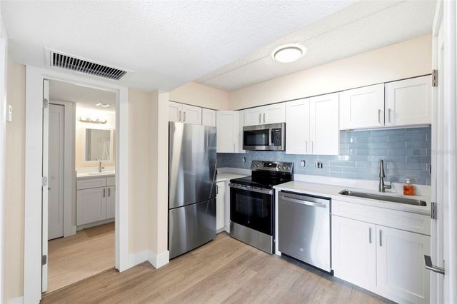 10365 PARADISE BOULEVARD 1, Treasure Island, FL 33706