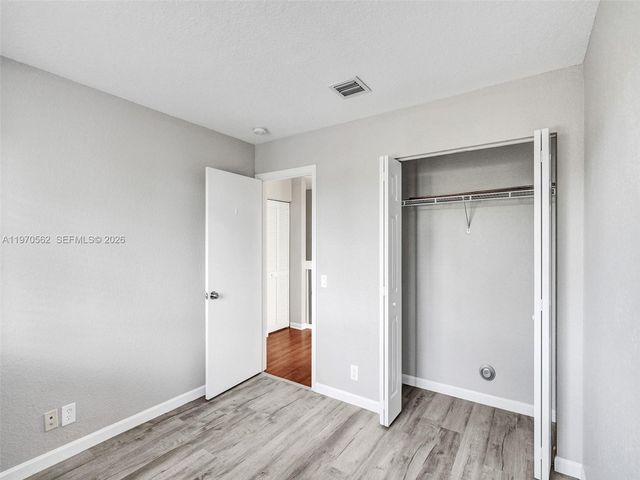 488 Conservation Dr, Weston, FL 33327