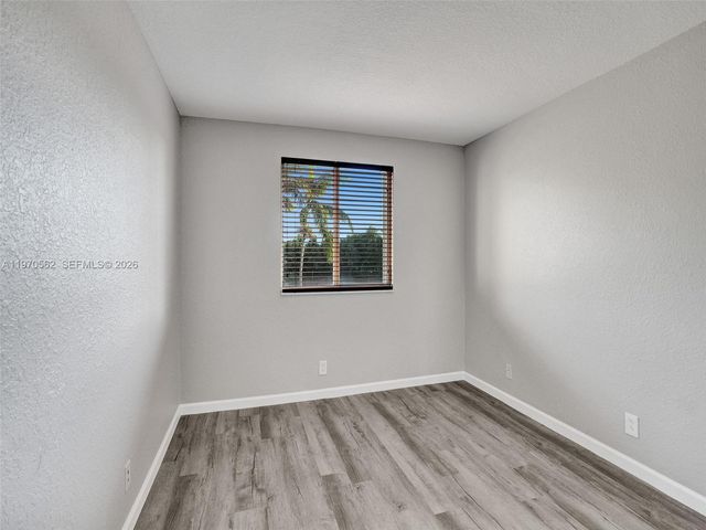 488 Conservation Dr, Weston, FL 33327