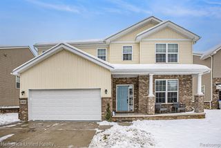 59696 Twin Pines Drive, New Hudson, MI 48165