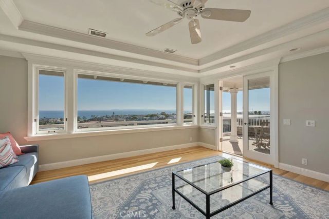 407 Mendoza Terrace, Corona Del Mar, CA 92625