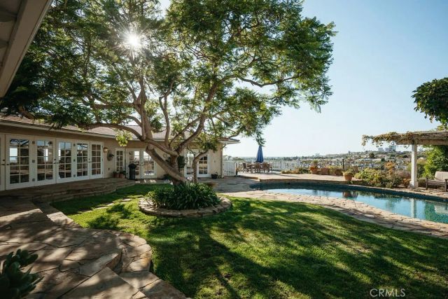 407 Mendoza Terrace, Corona Del Mar, CA 92625