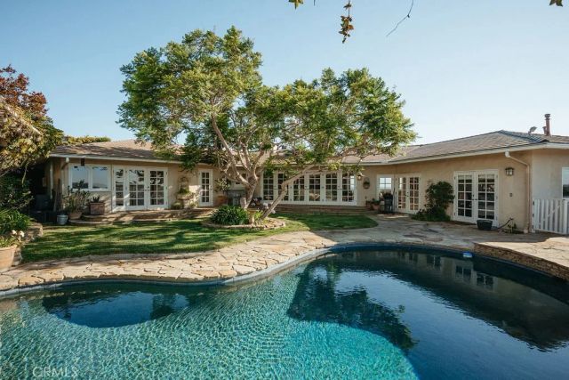 407 Mendoza Terrace, Corona Del Mar, CA 92625