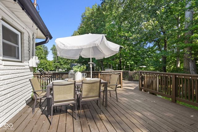 5739 Paradise Drive, Martinsville, IN 46151