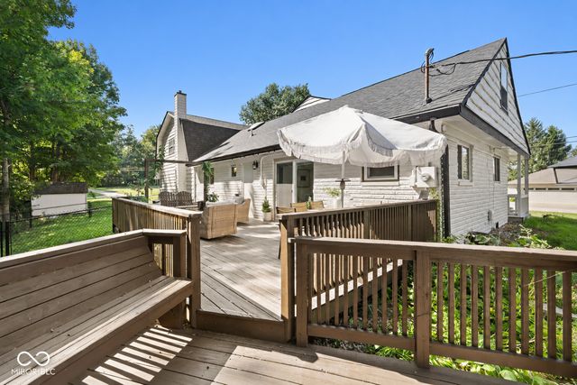 5739 Paradise Drive, Martinsville, IN 46151