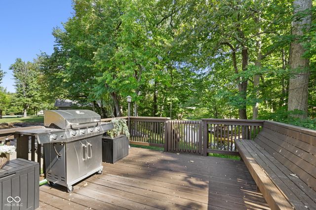 5739 Paradise Drive, Martinsville, IN 46151