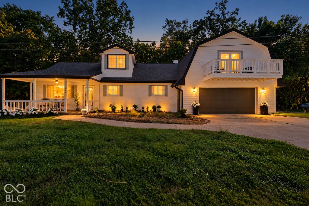 5739 Paradise Drive, Martinsville, IN 46151