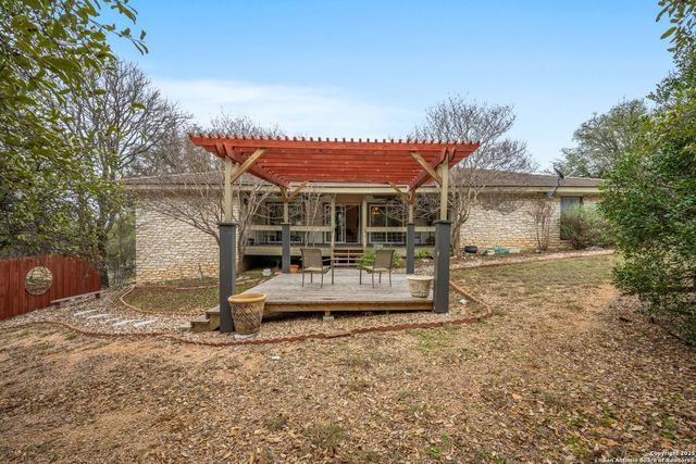 110 Highlands Blvd, Horseshoe Bay, TX 78657