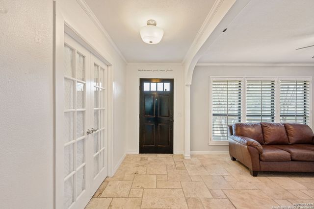 110 Highlands Blvd, Horseshoe Bay, TX 78657