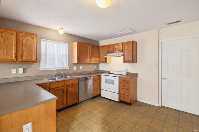 3696 S Mcdougal Street, Bloomington, IN 47403