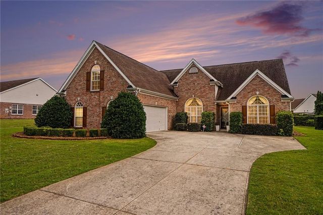 580 Waterstone Drive, Lawrenceville, GA 30046