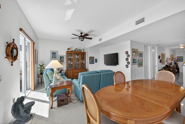 2631 NE 14th Avenue 406, Wilton Manors, FL 33334