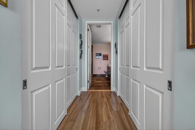 2631 NE 14th Avenue 406, Wilton Manors, FL 33334