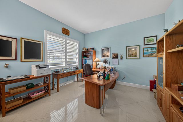 2631 NE 14th Avenue 406, Wilton Manors, FL 33334