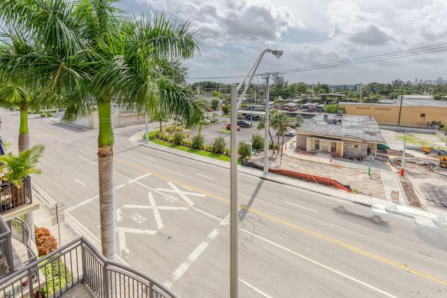 2631 NE 14th Avenue 406, Wilton Manors, FL 33334
