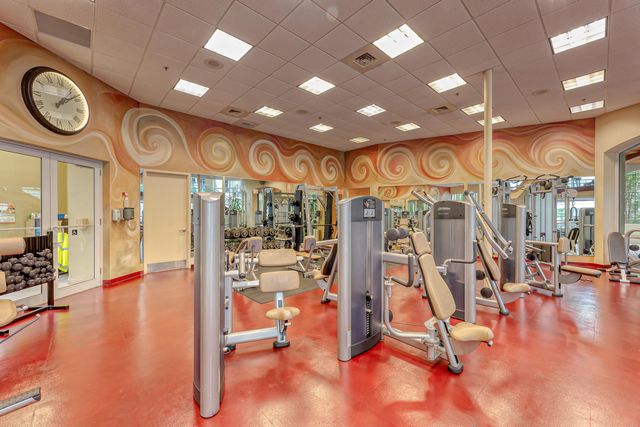 2631 NE 14th Avenue 406, Wilton Manors, FL 33334