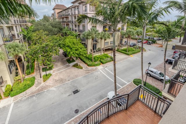 2631 NE 14th Avenue 406, Wilton Manors, FL 33334