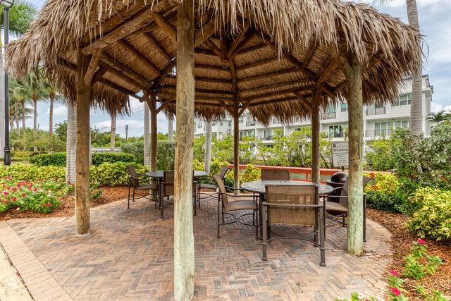 2631 NE 14th Avenue 406, Wilton Manors, FL 33334