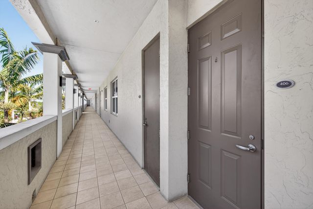 2631 NE 14th Avenue 406, Wilton Manors, FL 33334
