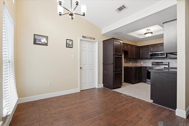 2054 Pecan Ridge Ave, Baton Rouge, LA 70816