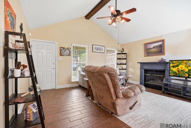 2054 Pecan Ridge Ave, Baton Rouge, LA 70816