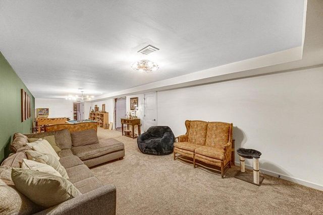 7960 E 173rd Avenue, Hebron, IN 46341