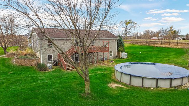 7960 E 173rd Avenue, Hebron, IN 46341