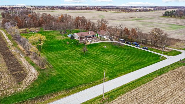 7960 E 173rd Avenue, Hebron, IN 46341