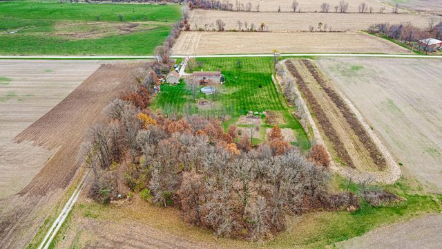 7960 E 173rd Avenue, Hebron, IN 46341