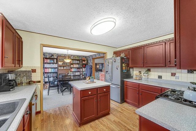 7960 E 173rd Avenue, Hebron, IN 46341