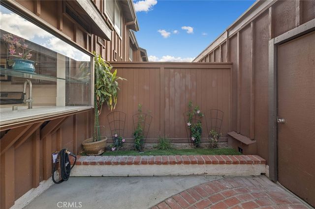 2040 Stonewood Court, San Pedro, CA 90732