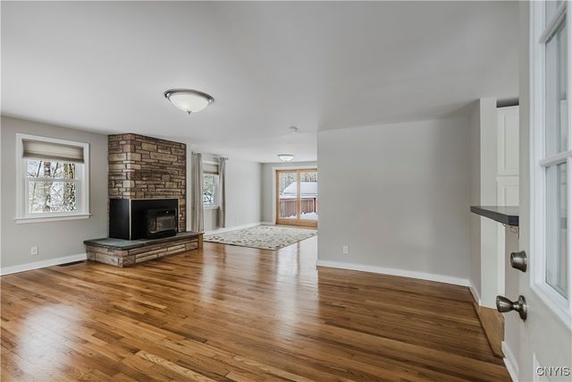 6536 Fox Road, Marcy, NY 13403