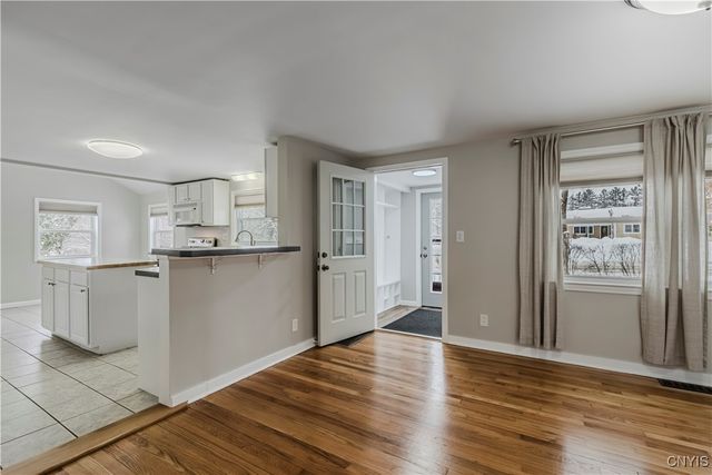 6536 Fox Road, Marcy, NY 13403