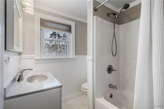 6536 Fox Road, Marcy, NY 13403