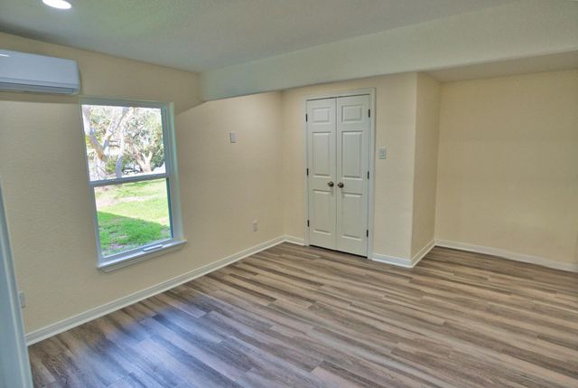 133 County Road 296, Sargent, TX 77414