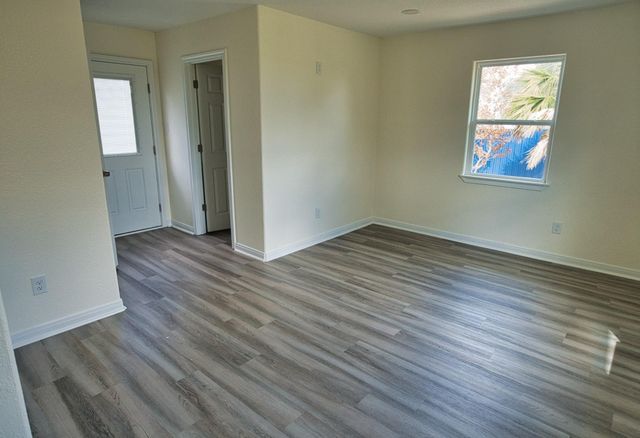 133 County Road 296, Sargent, TX 77414