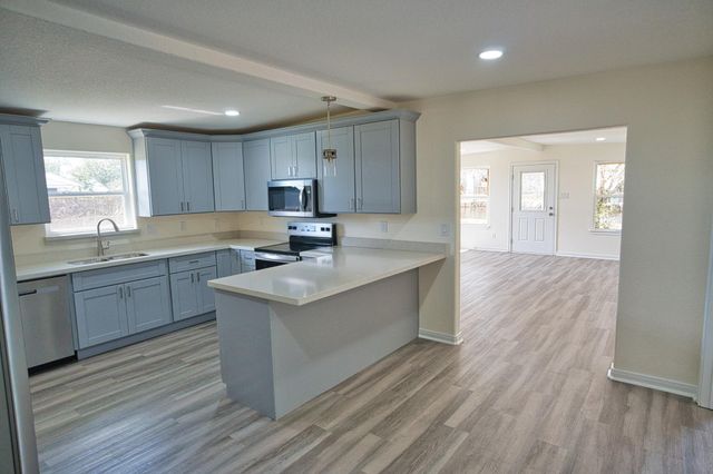 133 County Road 296, Sargent, TX 77414