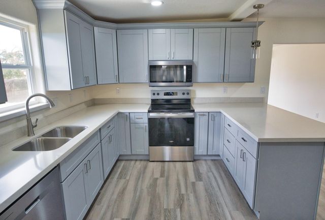 133 County Road 296, Sargent, TX 77414