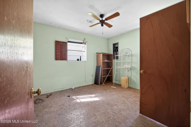 201 Fore Circle, Gulfport, MS 39503