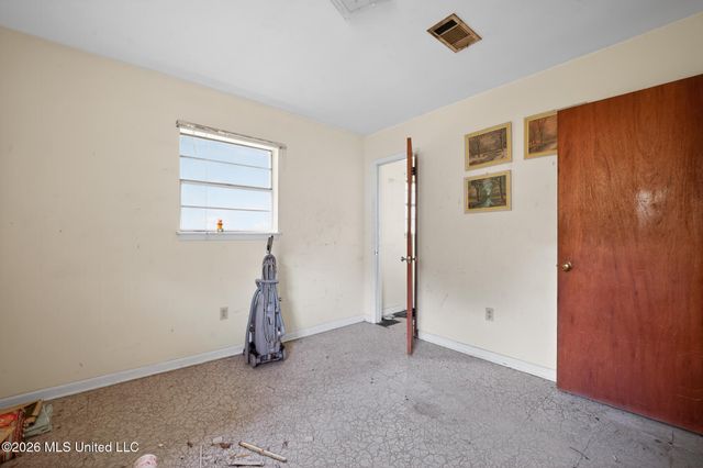 201 Fore Circle, Gulfport, MS 39503