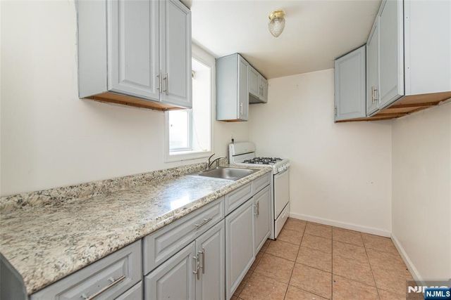 543-545 Livingston Street, Elizabethport, NJ 07206
