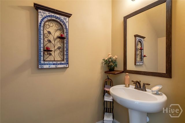 1140 Riverhill Drive, Bishop, GA 30621