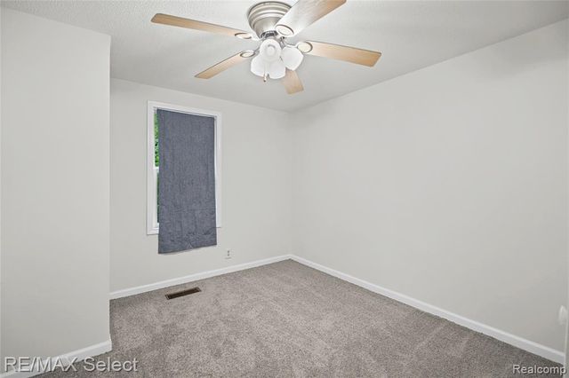 1460 Maria Street, Flint, MI 48507