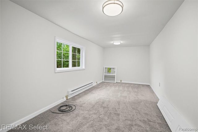 1460 Maria Street, Flint, MI 48507