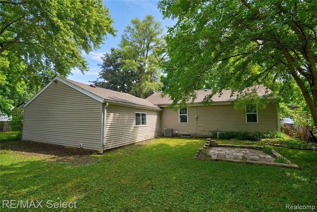 1460 Maria Street, Flint, MI 48507