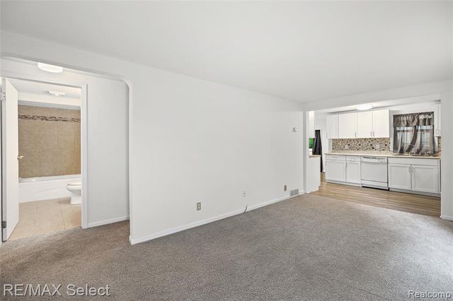1460 Maria Street, Flint, MI 48507