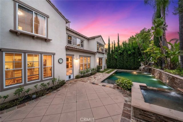 7 Bayleaf Ln, Irvine, CA 92620